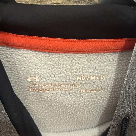 Men’s Medium Under Armour Hooded Sweetshirt - Picture 3 of 3